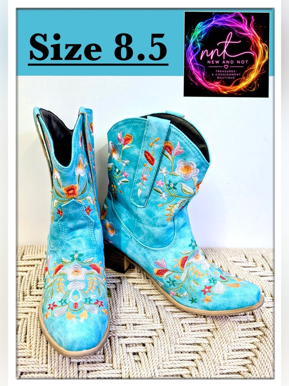 Turquoise Floral Embroidered Western Cowboy Ankle Boots Women’s Size 8.5